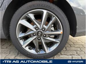 Hyundai i30 Kombi Advantage 48V Navi Einparkhilfe vo+hi Sitzheizung uvm.