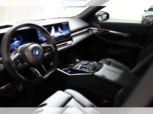 BMW i5 eDrive40 Limousine ab 07/2026 als Vorführwagen!