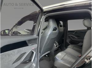 Volkswagen Tiguan R-Line 1,5 l eHybrid //