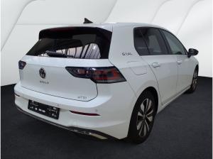 Volkswagen Golf VIII 1.5 eTSI DSG Goal Navi DAB+ IQLight FrontAssist TravelAssist AHK
