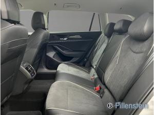 Volkswagen Passat TDI DSG Business AHK+NAVI+HUD+DCC+AREA+17