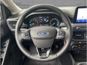 Ford Focus 1.0 EcoBoost Cool & Connect Winter-Paket
