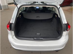 Ford Focus 1.0 EcoBoost Cool & Connect Winter-Paket