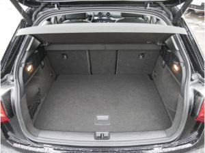 Audi Q2 35 TFSI advanced Matrix AHK Sound Interface