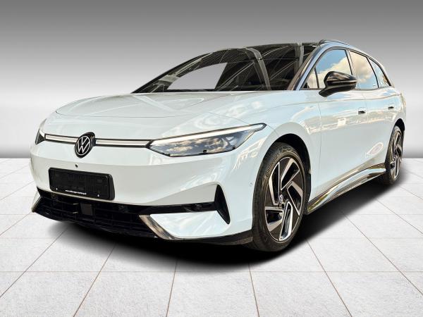 Volkswagen ID.7 Tourer Pro AHK Navi Wärmep. Panorama ACC