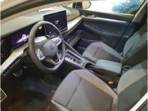 Volkswagen Golf VIII 2.0 TDI DSG Goal Navi DAB+ LEDPlus FrontAssist TravelAssist AHK