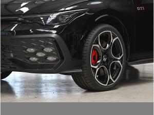 Volkswagen Golf GTI BLACKSTYLE HARMANKARDON MATRIXLED LM19