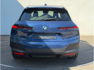 BMW ix iX xDrive40 LASER+KAMERA+LM20+NAV PROF