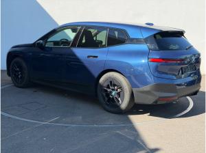 BMW ix iX xDrive40 LASER+KAMERA+LM20+NAV PROF