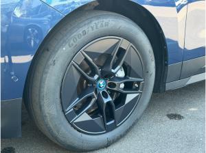 BMW ix iX xDrive40 LASER+KAMERA+LM20+NAV PROF