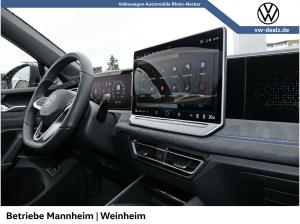 Volkswagen Tiguan R-Line 1,5 l eTSI DSG NAVI HeadUp Leder