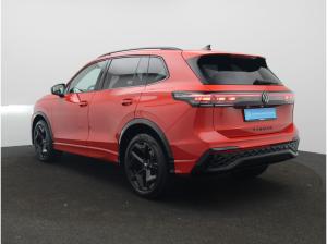 Volkswagen Tiguan R-Line 1.5eTSI DSG / Navi, ParkAssi, LED+