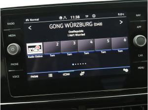 Volkswagen T-Roc R-Line Black 2.0TSI DSG 4M / IQ.Drive, AHK