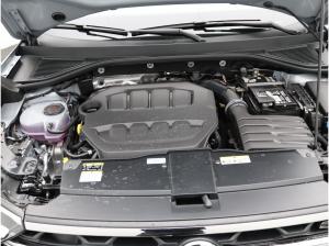 Volkswagen T-Roc R-Line Black 2.0TSI DSG 4M / IQ.Drive, AHK