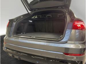 Audi Q8 SUV TFSI e quattro tiptronic