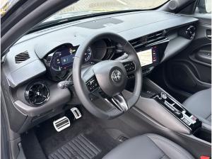 Alfa Romeo Junior Elettrica Ti +Tech-Paket