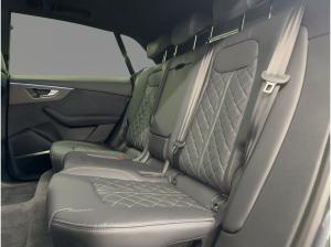 Audi Q8 SUV TFSI e quattro tiptronic