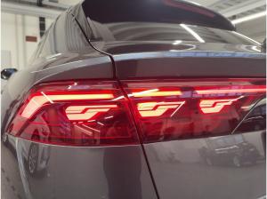 Audi Q8 SUV TFSI e quattro tiptronic