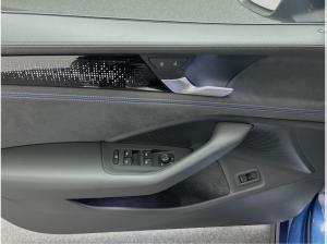 Volkswagen Passat Variant 2.0 TDI DSG R-line CarPlay Black