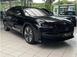 Skoda Superb Combi Sportline 2,0 TDI 7-Gang-DSG 4x4
