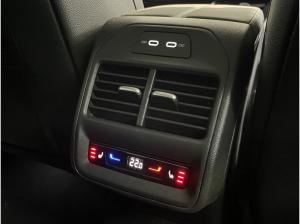 Skoda Superb Combi L&K 2.0 TDI DSG 4x4 NAVI AHK HUD