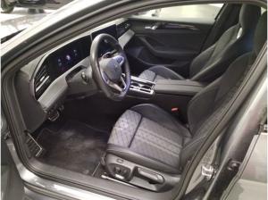 Volkswagen Passat Variant 1.5 TSI eHybrid DSG R-Line IQ.Light Navi RearView AHK
