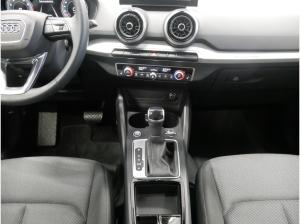 Audi Q2 35 TFSI S tro. advanced MATRIX AHK virt. Cock.+