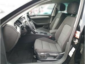 Volkswagen Passat Variant Business 2.0 TDI DSG / Navi, LED