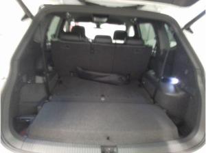 Volkswagen Tiguan Allspace 2.0 TDI DSG R-LINE / 7-SITZER AHK STANDHEIZUNG 4-MOTION