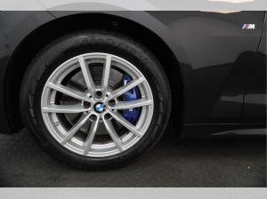 BMW M440i xDrive Cabrio STANDHEIZUNG,LED-SW,NAVI,360 GRAD KAMERA,HUD,H/K HIFI,NACKENWÄRME