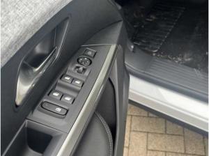 Peugeot 5008 Hybrid 145 +5-Sitzer+LED+SHZ+
