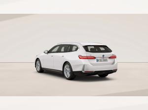 BMW i5 eDrive40 1 x VERFÜGBAR 19 LM+NAVI+KAMERA+SI.HEIZUNG