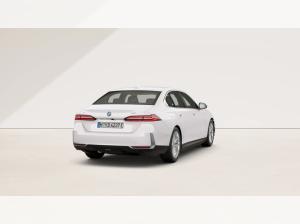 BMW i5 eDrive40 1 x VERFÜGBAR 19 LM+NAVI+KAMERA+SI.HEIZUNG