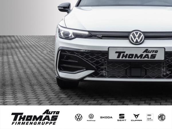Volkswagen Golf 1.5 eTSI R-Line DSG AHK Pano