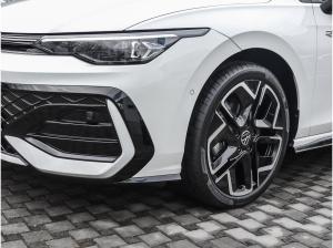 Volkswagen Golf 1.5 eTSI R-Line DSG AHK Pano