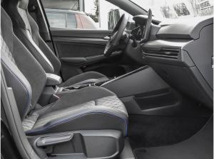 Volkswagen Golf 1.5 eTSI R-Line DSG AHK