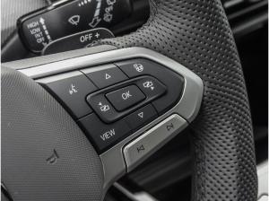 Volkswagen Golf 1.5 eTSI R-Line DSG AHK Pano