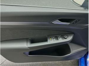 Volkswagen Golf VIII 1.5 eTSI DSG R-Line CarPlay Black ACC