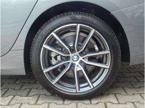 BMW 330 e Limousine ab Lager! 0,5% Versteuerung!