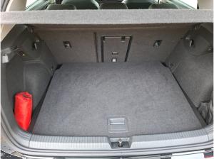 Volkswagen Golf VIII 1.5 eTSI Goal AHK Navi RFK ACC CarPlay
