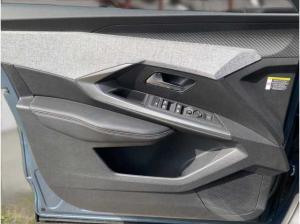 Peugeot 3008 Hybrid 145 Allure +Winter+Navigation+Drive-Paket+