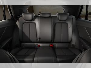 Audi Q2 35 TFSI S tronic  ⇒ S line competition  ⇒ LF 1,00 ⇒ 19" ⇒ Matrix ⇒ S-Line-interieur