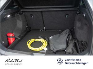 Volkswagen ID.4 Pro Navi LED Standhzg Standklima ACC EPH DAB AHK