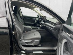 Skoda Superb Combi Essence 1.5 TSI SHZ NAVI ACC KAMERA LED JAHRESWAGEN