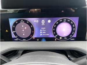 Skoda Superb Combi Essence 1.5 TSI SHZ NAVI ACC KAMERA LED JAHRESWAGEN