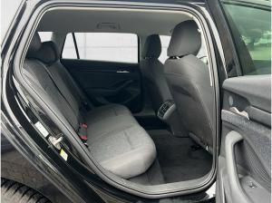 Skoda Superb Combi Essence 1.5 TSI SHZ KAMERA NAVI ACC LED JAHRESWAGEN