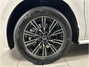 Volkswagen Multivan Style Motor: 2,0 l TDI SCR 110 kW Getriebe: 7-Gang-Doppelkupplungsgetriebe