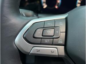 Volkswagen Golf VIII 2.0 TDI Life DSG LED Kamera Lenkradhzg