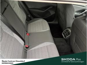 Skoda Superb Combi Selection TDI DSG AHK Infotainment-Paket Fahrassistenz-Paket