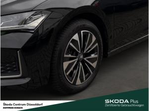 Skoda Superb Combi Selection TDI DSG AHK Infotainment-Paket Fahrassistenz-Paket